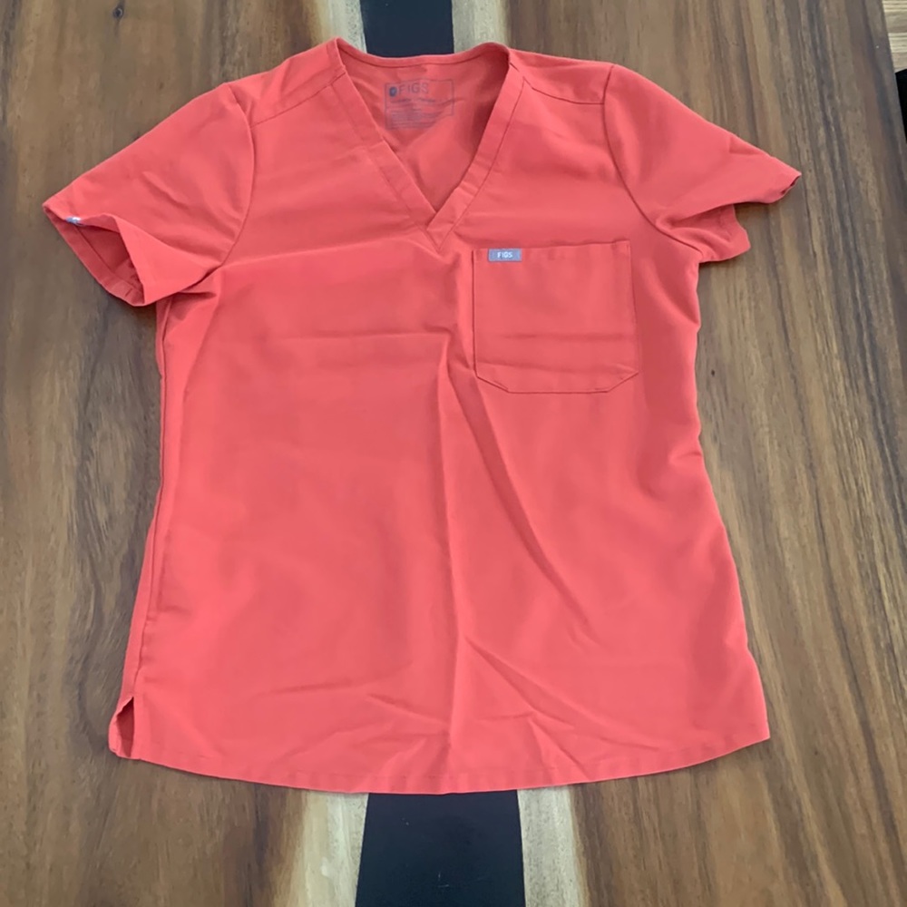 Catarina scrub top figs size small clay